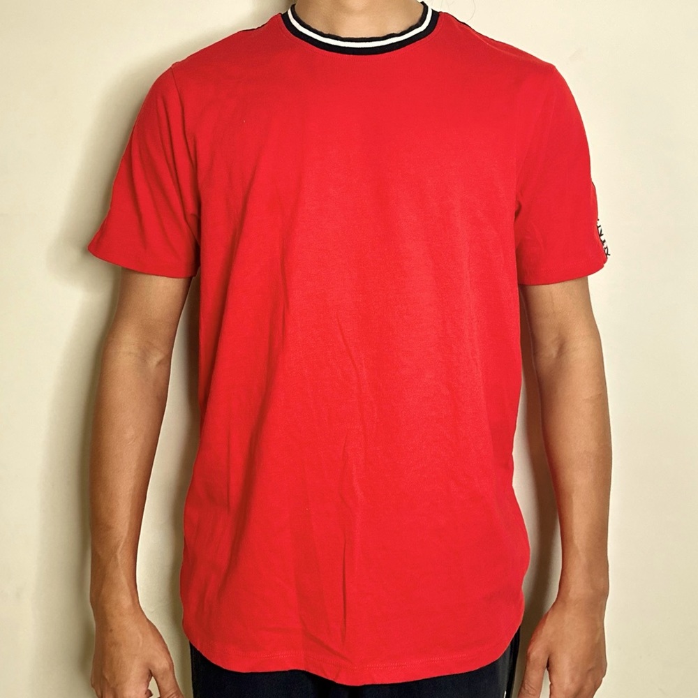 Guess Tshirt